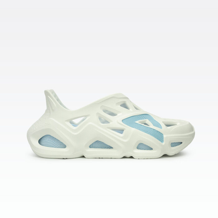 Peak Taichi Sandals Beige/Ice Blue – Image 1