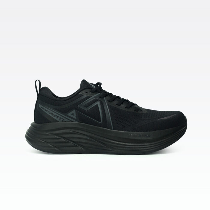 Peak Turbo All Black – Image 1